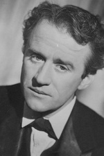 Cyril Cusack 