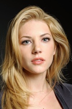 Katheryn Winnick 