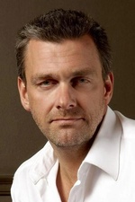 Ray Stevenson 