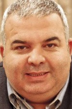 Deniz Oral