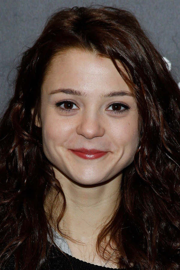 Kathryn Prescott